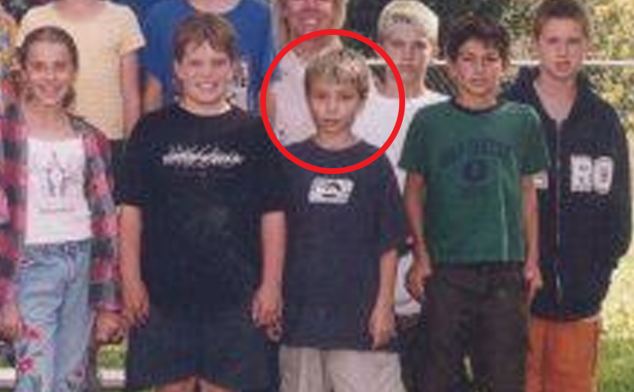 with his hair dyed blonde elliot recalled being the smallest kid in his class