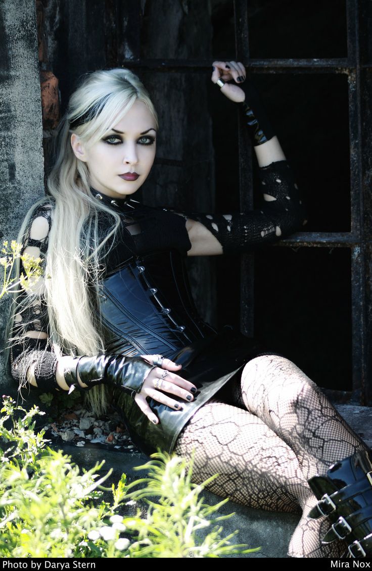 Xxx Goth Girl Pics - Italian Models